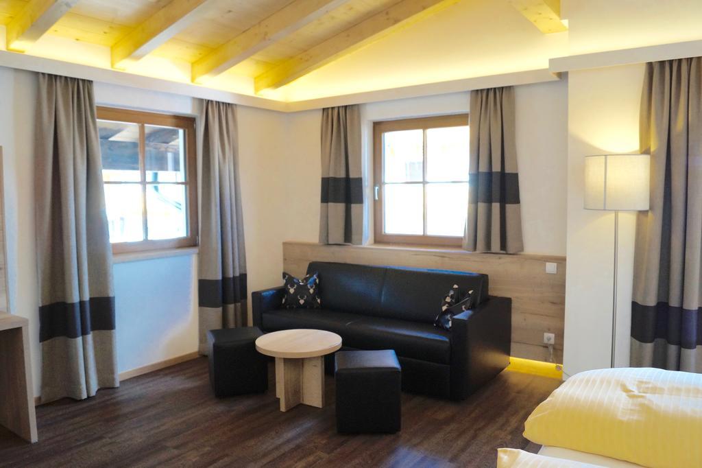 Hotel Unterwirt Saalbach-Hinterglemm Exterior foto